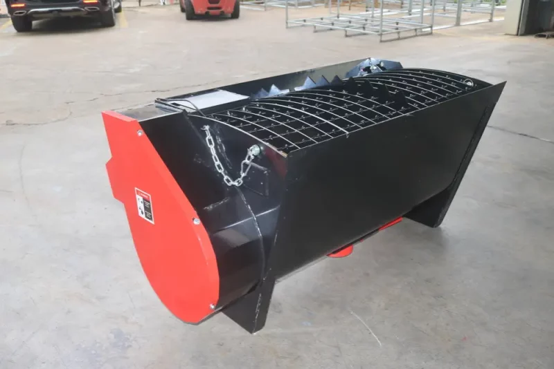 330Lt Volume Skid Steer Concrete Mixer Bucket Attachment, Universal Quick tach Mount Plate (3)